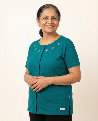 Easy Wear Closure Top